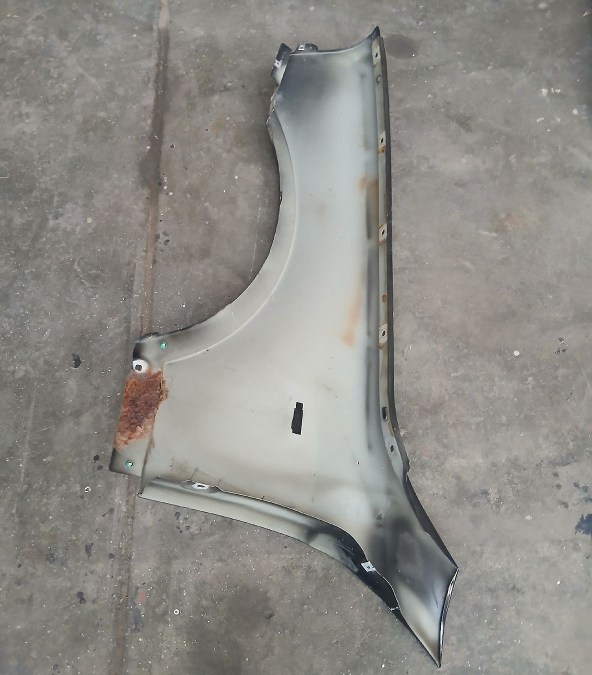BMW Tutti pezzi di ricambio auto: Aile avant droite BMW X3 E83 2004-2010 – Usato da la heutte venduto da Auto-stock 1