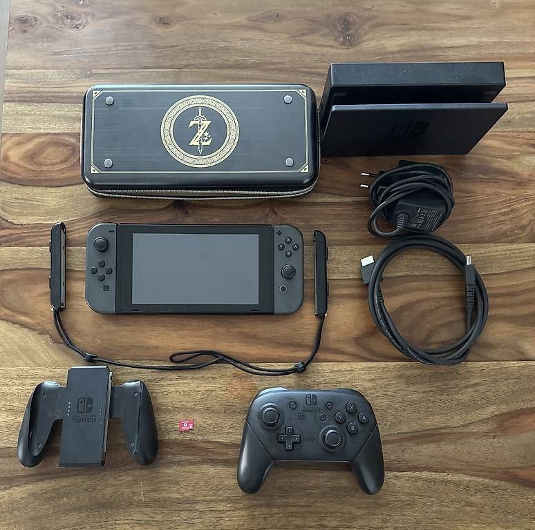 Nintendo Consoles: Nintendo Switch Konsole – D'occasion à Dübendorf par Tiri123 1