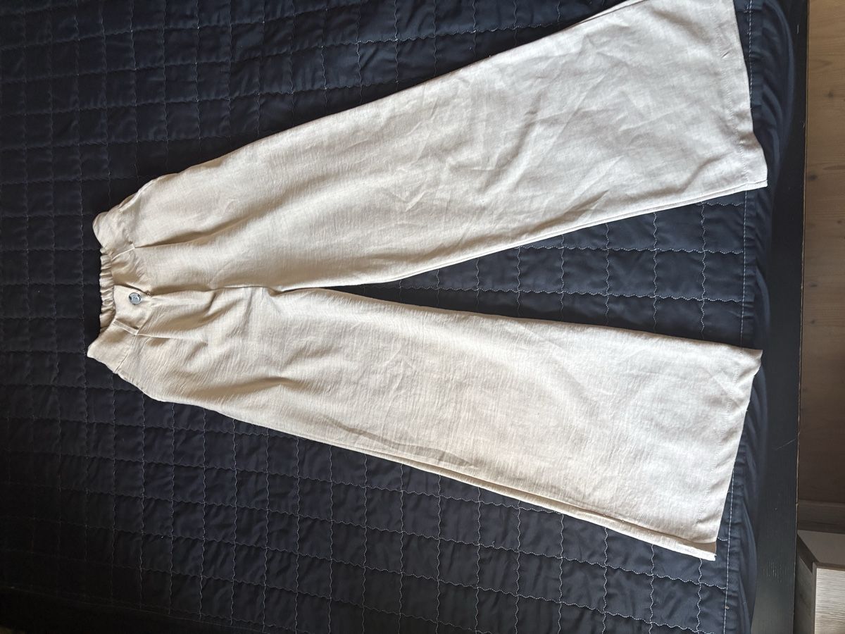Pantaloni: Hosen in den Größen S und M – Usato da Seuzach venduto da Diamand28 3