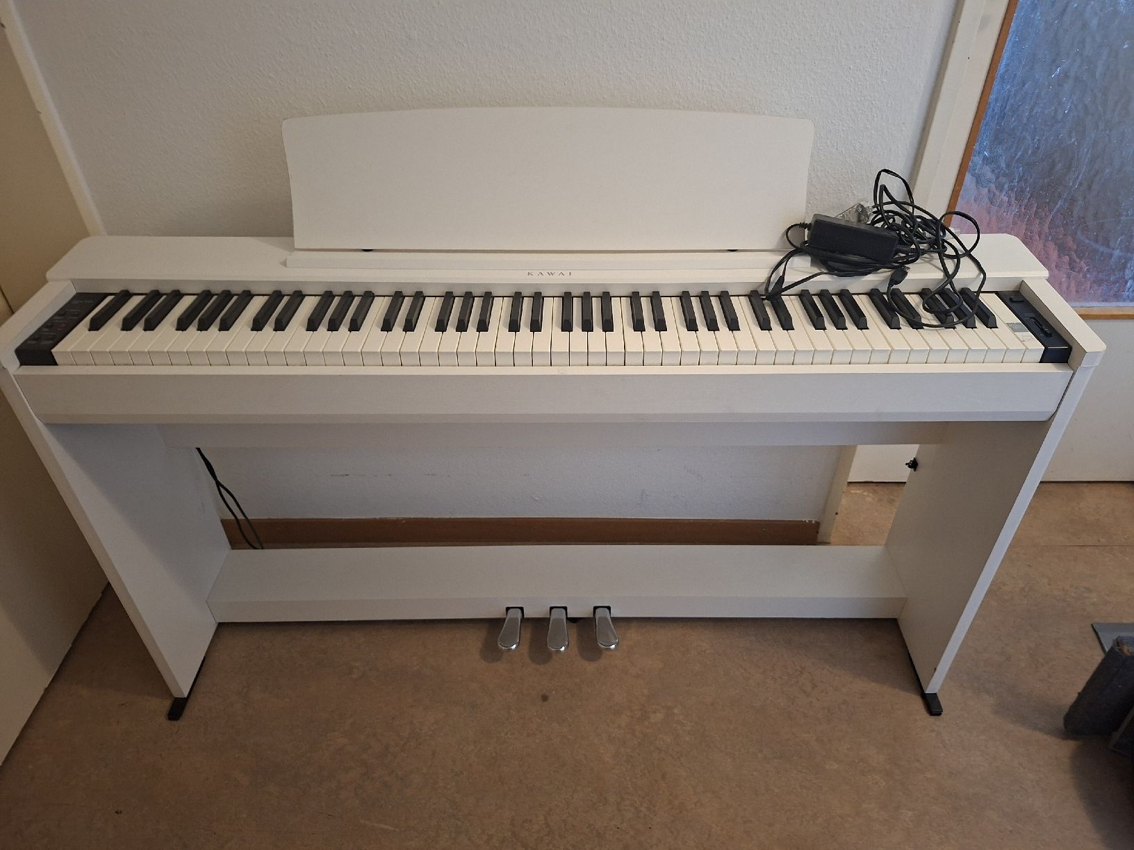 Kawai Strumenti musicali: E-Piano Kawai – Usato da Winterthur venduto da Stanislava02 5