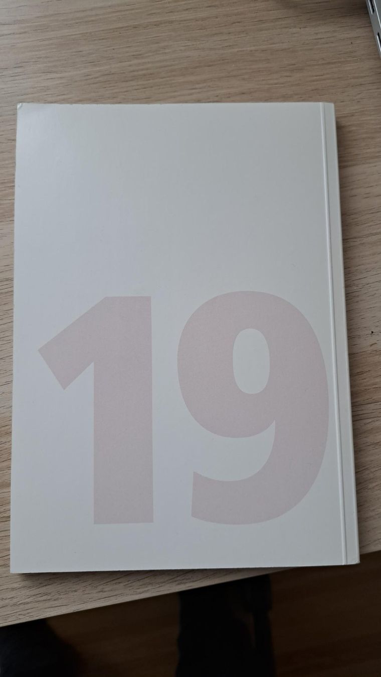 Tutti i francobolli: Schweizer Briefmarken Jahresbuch 1999 – Nuovo (secondo la descrizione) da Strengelbach venduto da zruktsnre45 1
