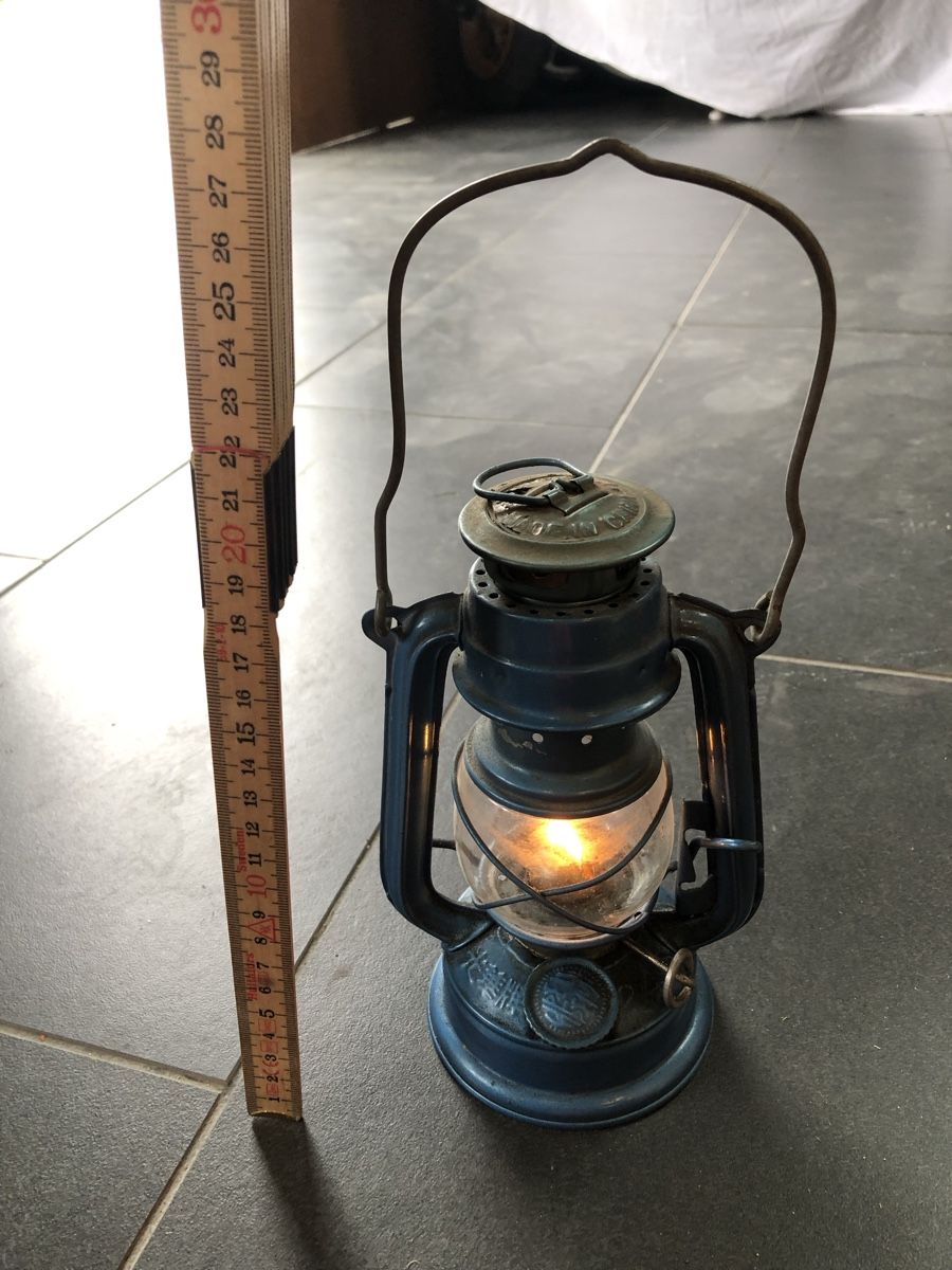 Lampade & Luci: Sturmlaterne klein Blau – Usato da Reisiswil venduto da uleibundgut 1