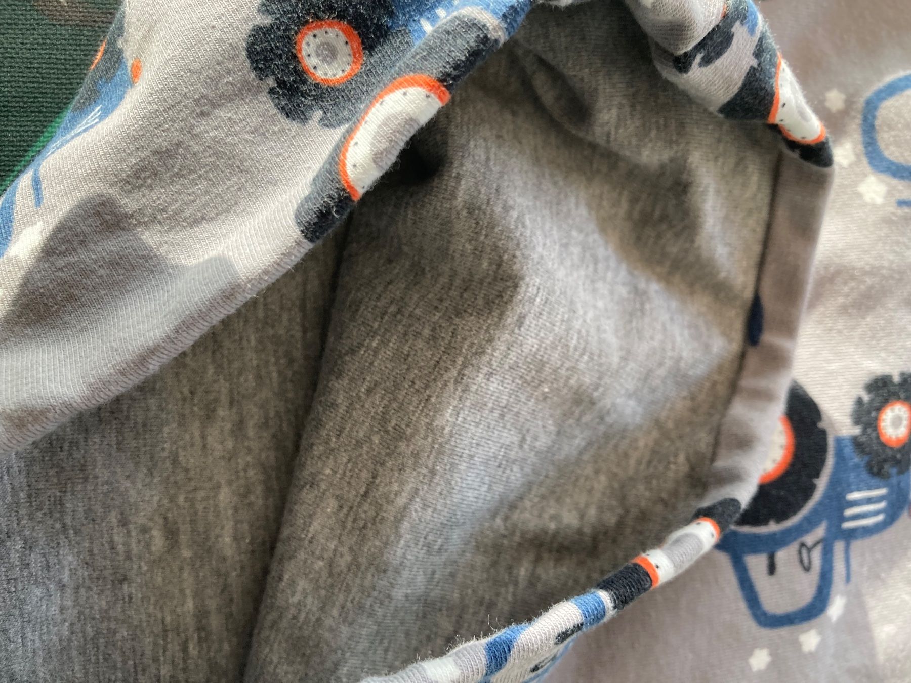 Altro abbigliamento per bambino: Halschlauch – Nuovo (secondo la descrizione) da Bülach venduto da Stellina72 1
