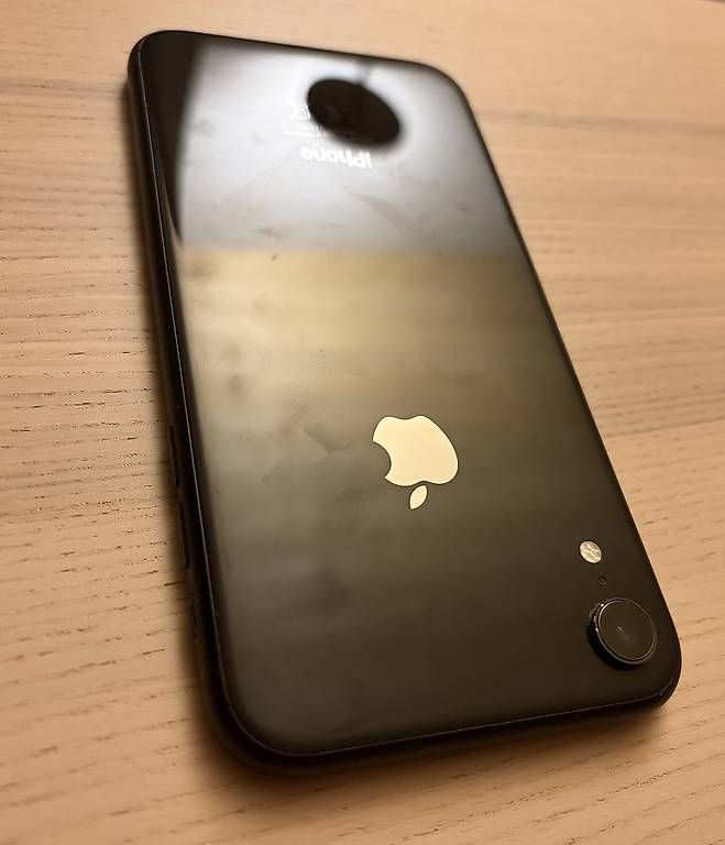 Telefoni cellulari / Smartphones: Apple iPhone XR 64 GB schwarz – Usato da Neuheim venduto da tne_gb72 4