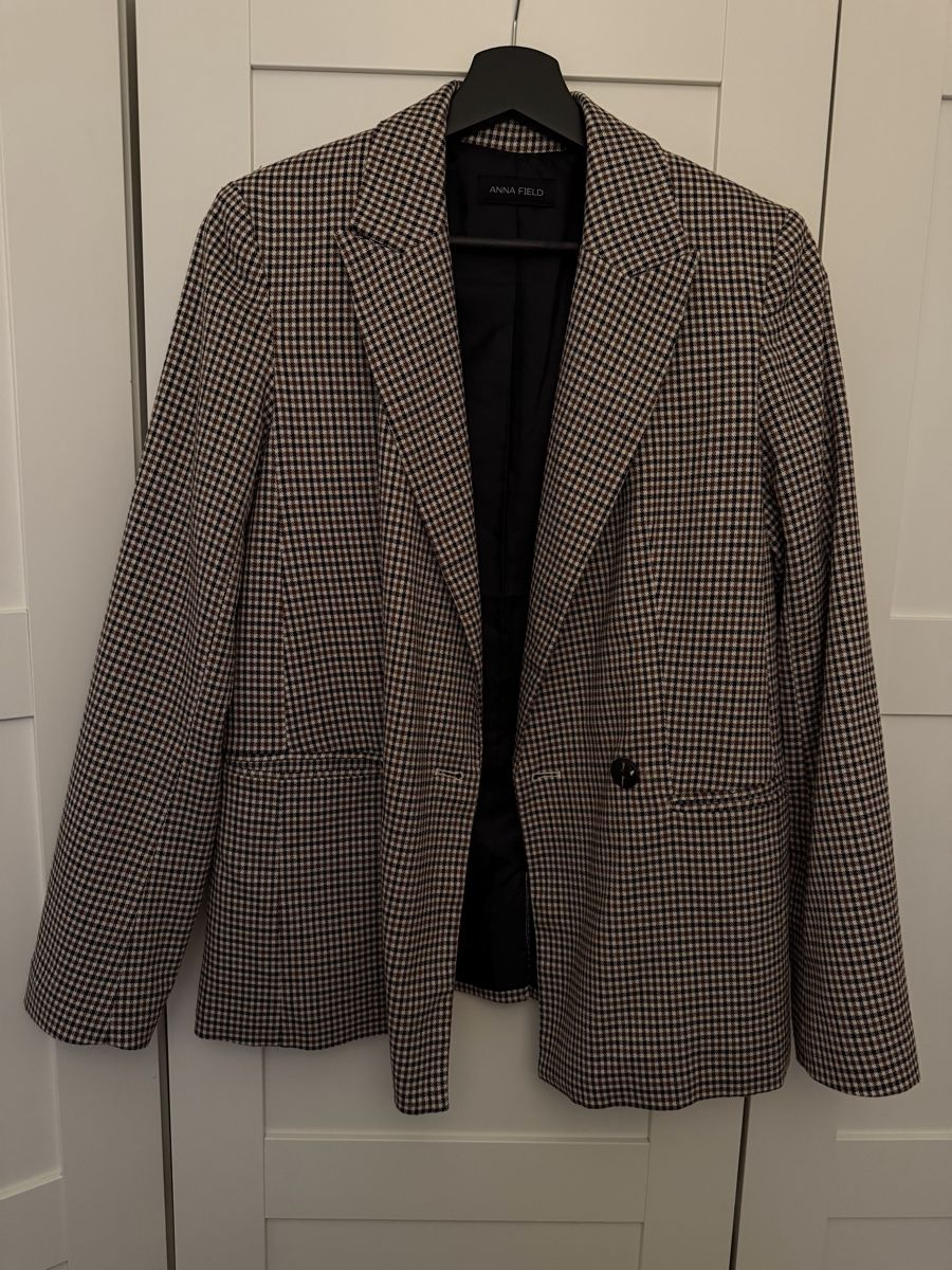Anzüge & Kostüme: Anna Field Blazer Check Pattern Brown White Size Small – Gebraucht aus Zürich von ker_d7gj
