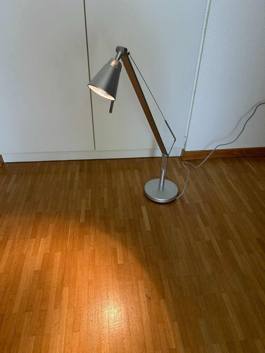 Lampen: Tischleuchte / Schreibtischlampe – Gebraucht aus Zürich von Contabolo 1