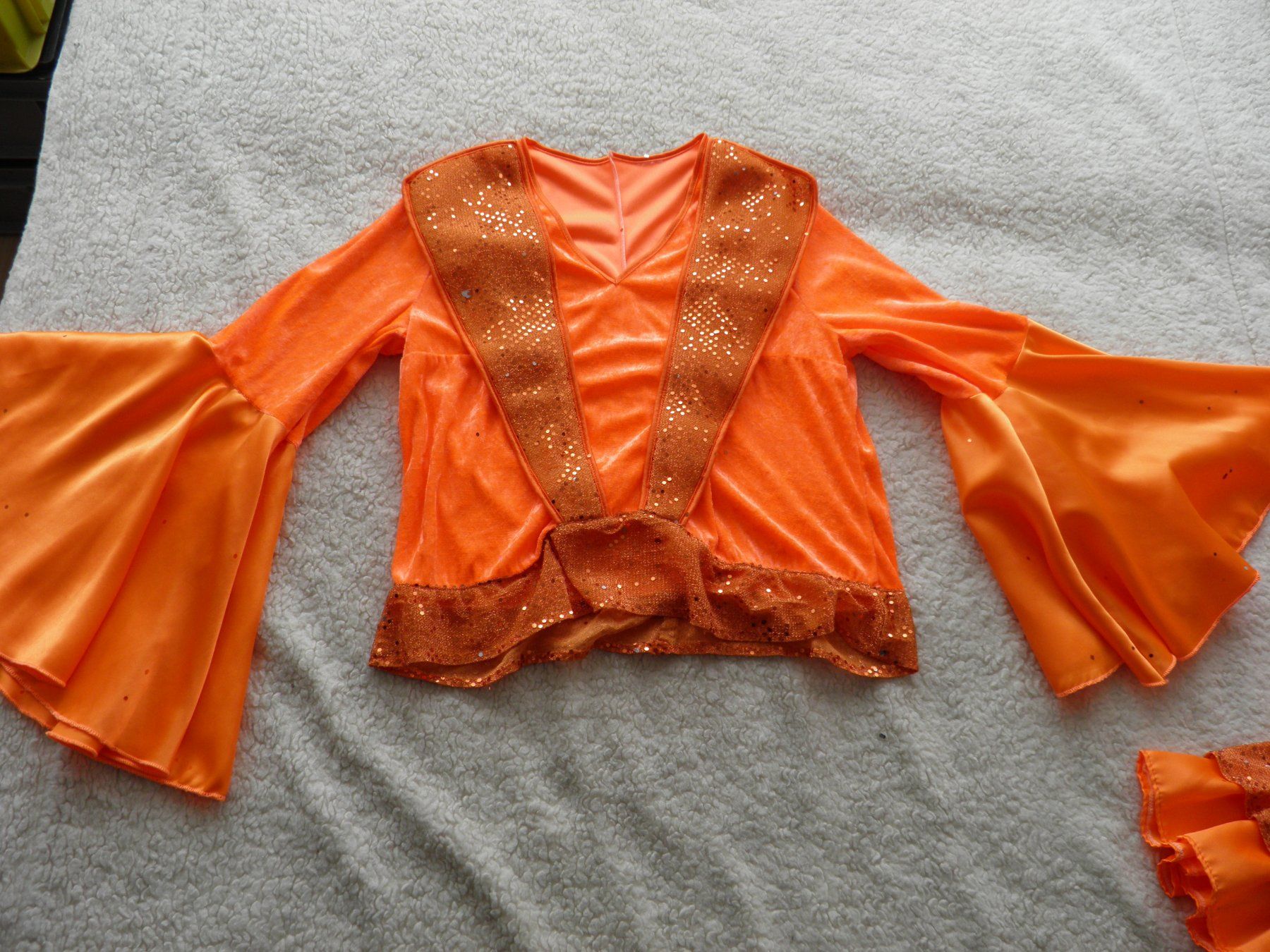 Kostüme: Abba Kostüm in orange – Gebraucht aus Triesen FL von  2