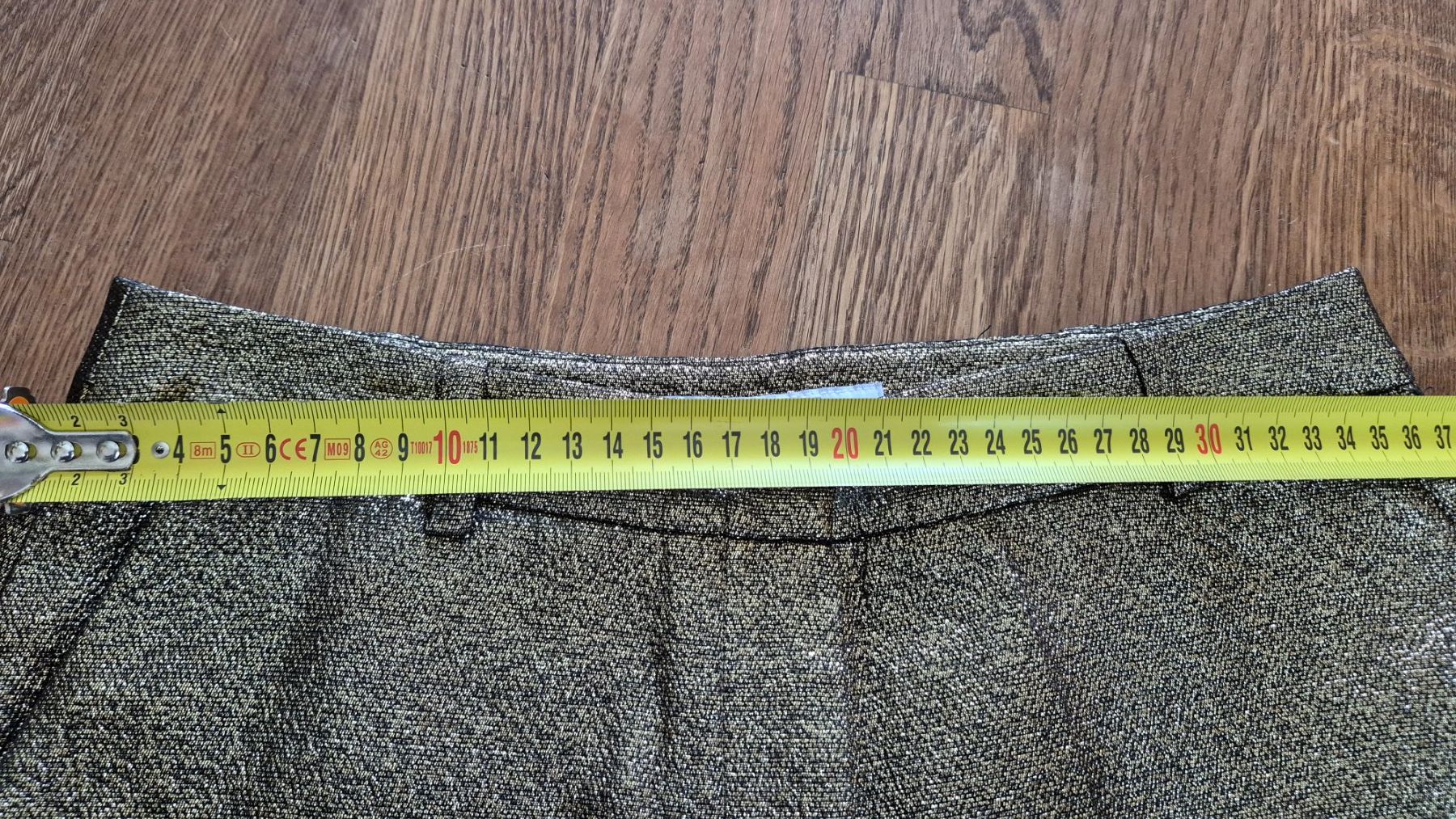 Pantaloni: LK Bennett gold pants size 36 – Nuovo (secondo la descrizione) da Zürich venduto da monadiederich 3
