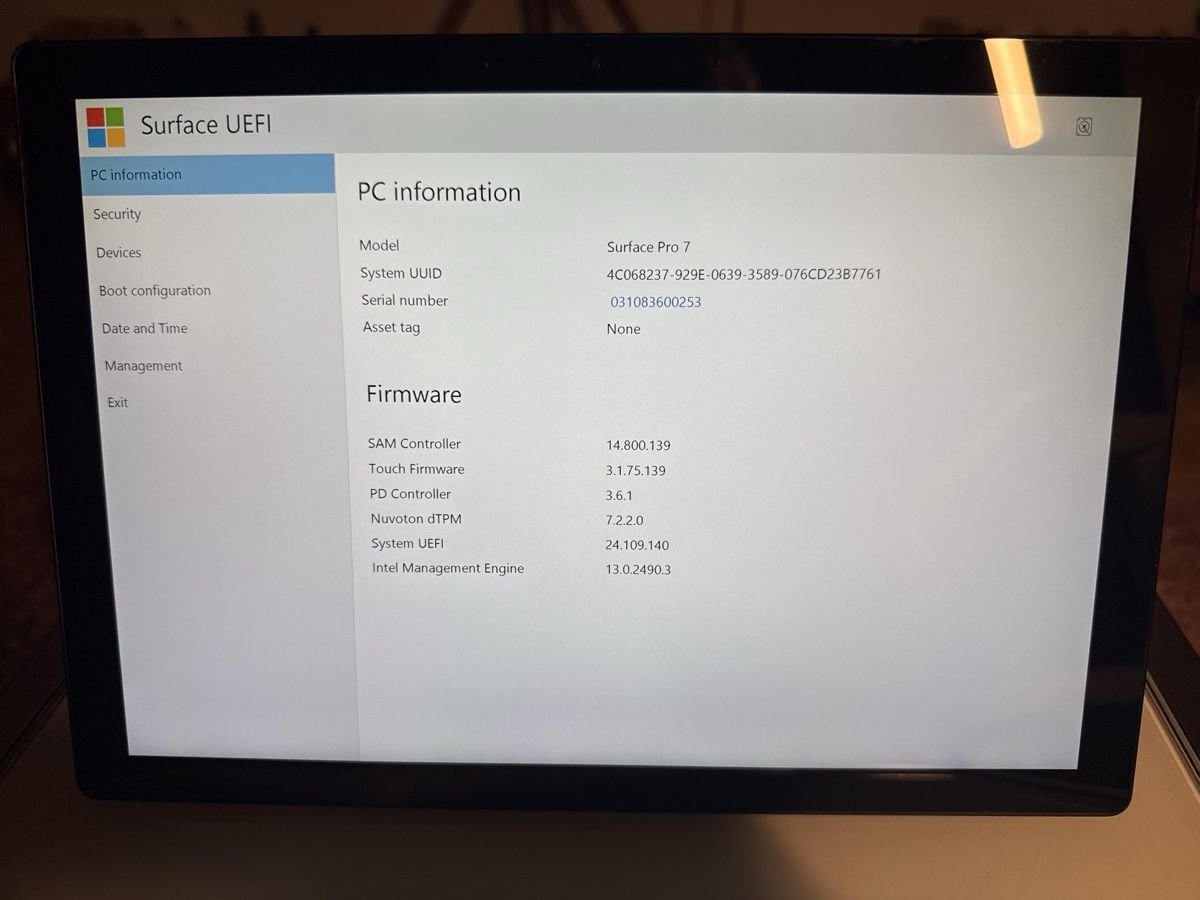 Microsoft Tablet PC: Microsoft Surface Pro 7 | Intel i7 | 16 GB RAM | 256 GB SSD – Usato da Zürich venduto da max_kn88