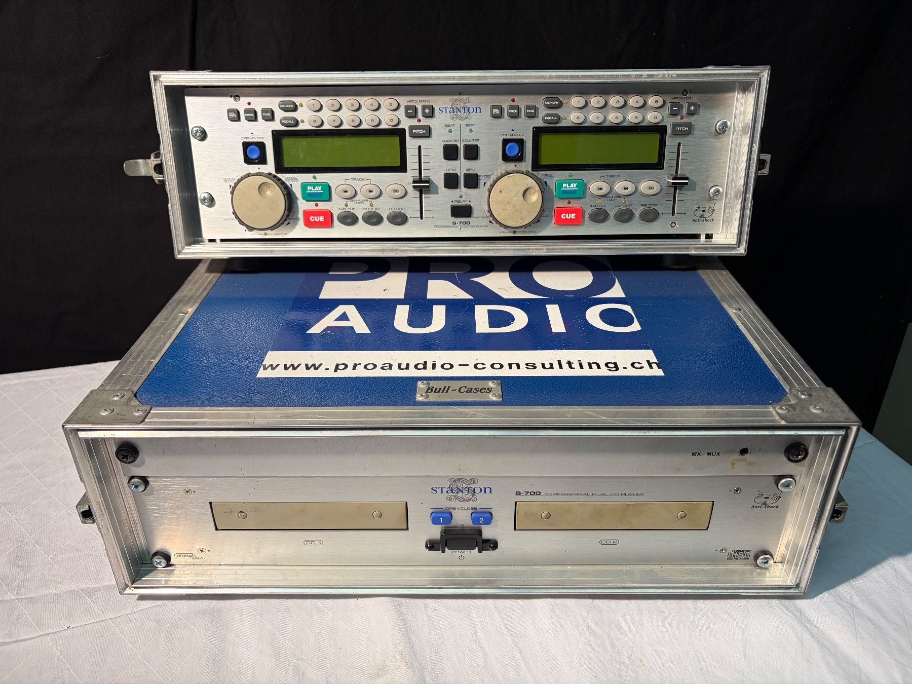 Stanton Systèmes audio & multimédias: STANTON S-700, Professional Dual CD-Player – D'occasion à Neftenbach par causkanasa 1