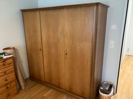 stabiler Schrank ab 1 CHF