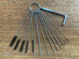 Vergaser Reinigungsbürsten Set NEU
