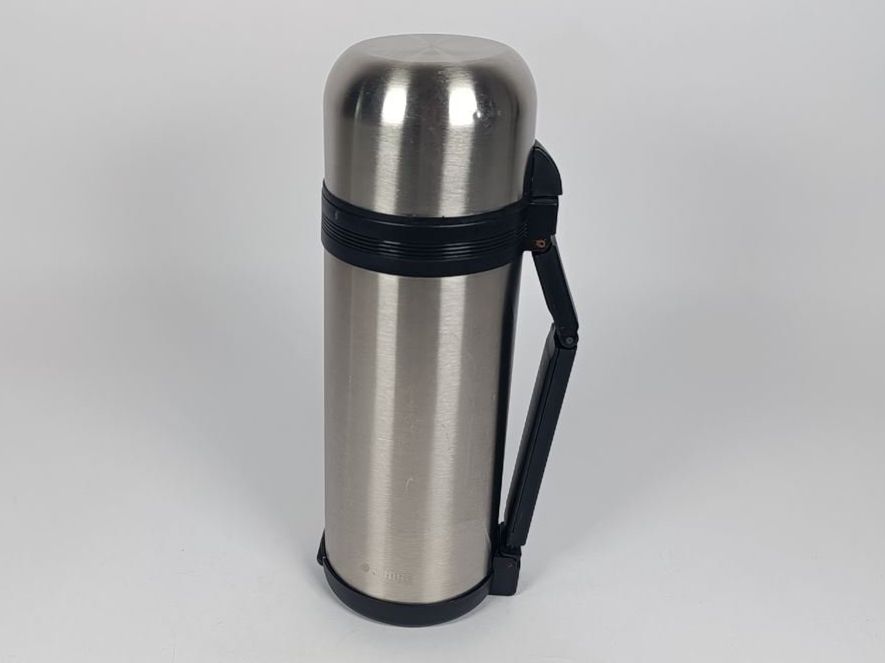 Borracce & Thermos: JUDGE Grande bouteille isotherme – Usato da Thielle venduto da Plusvalue_Neuchatel