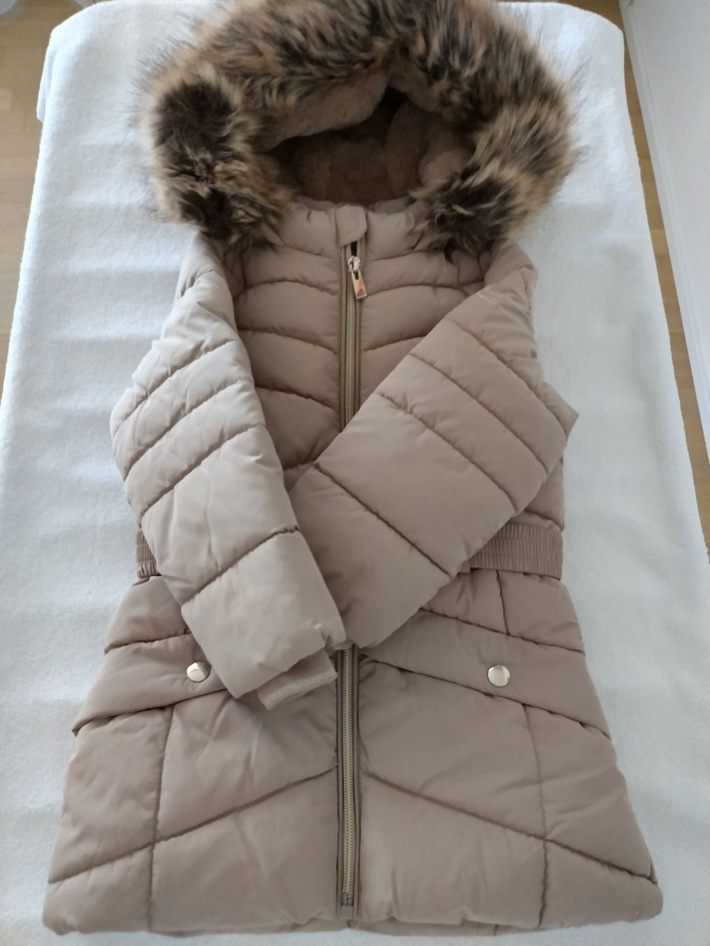 Giacche & Cappotti: Mädchen Winterjacke mit Kapuze – Usato da Affoltern am Albis venduto da AudiS5 2
