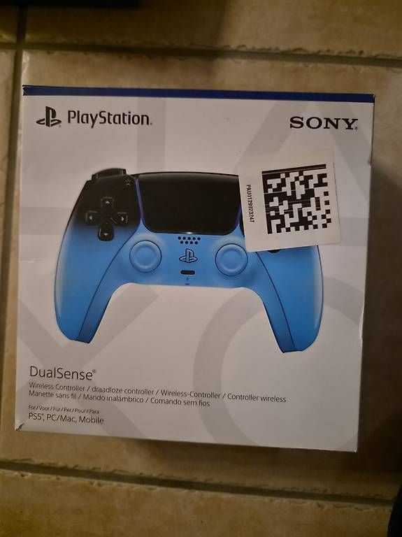 Manettes: Vendo NUOVO controller PS5 – Neuf avec emballage d'origine à Muzzano par Alan_p011