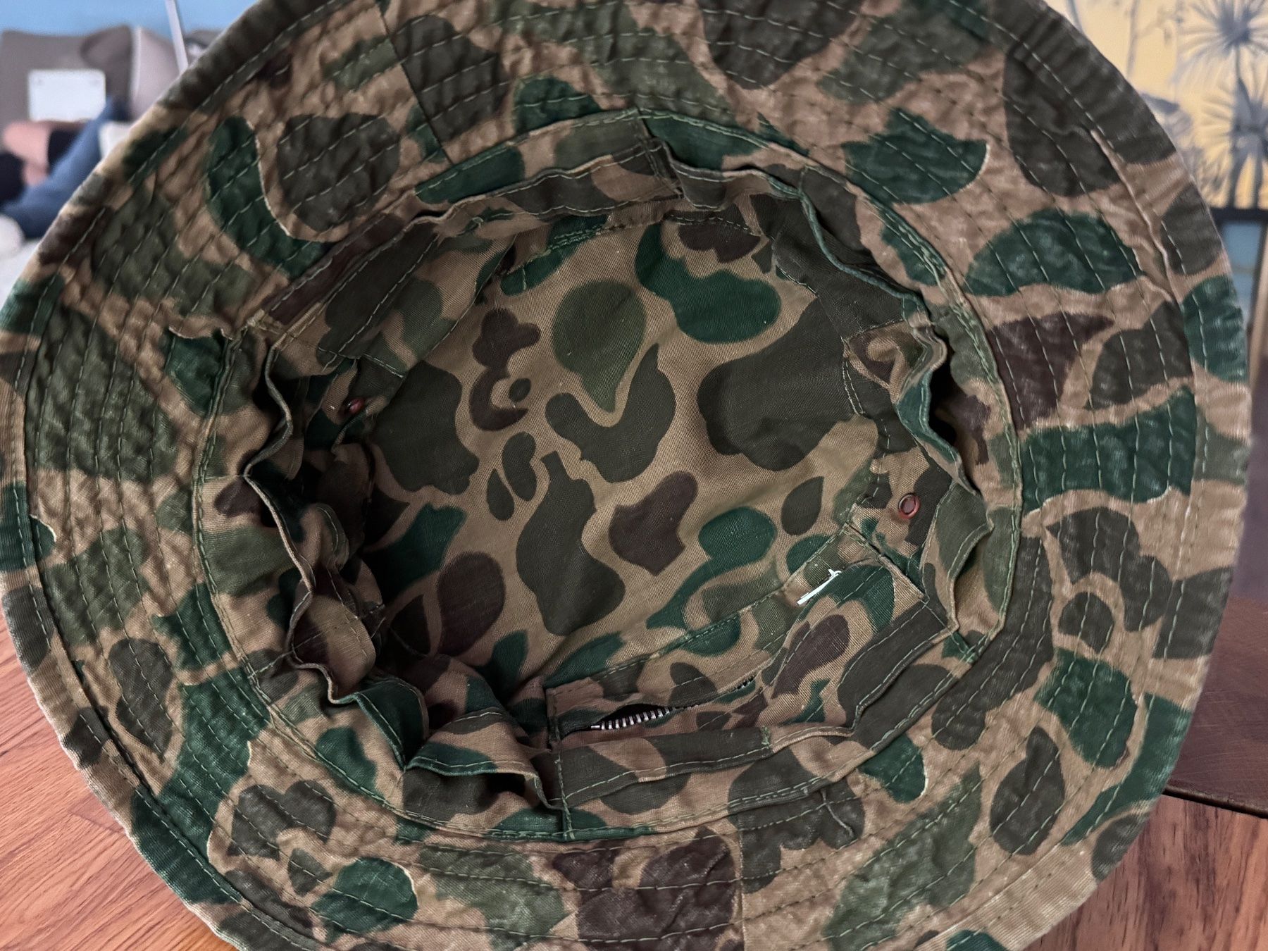 Copricapi, berretti & cappellini: Bob Chapeau de soleil camouflage 59 cm – Usato da Genève venduto da New-York12 4