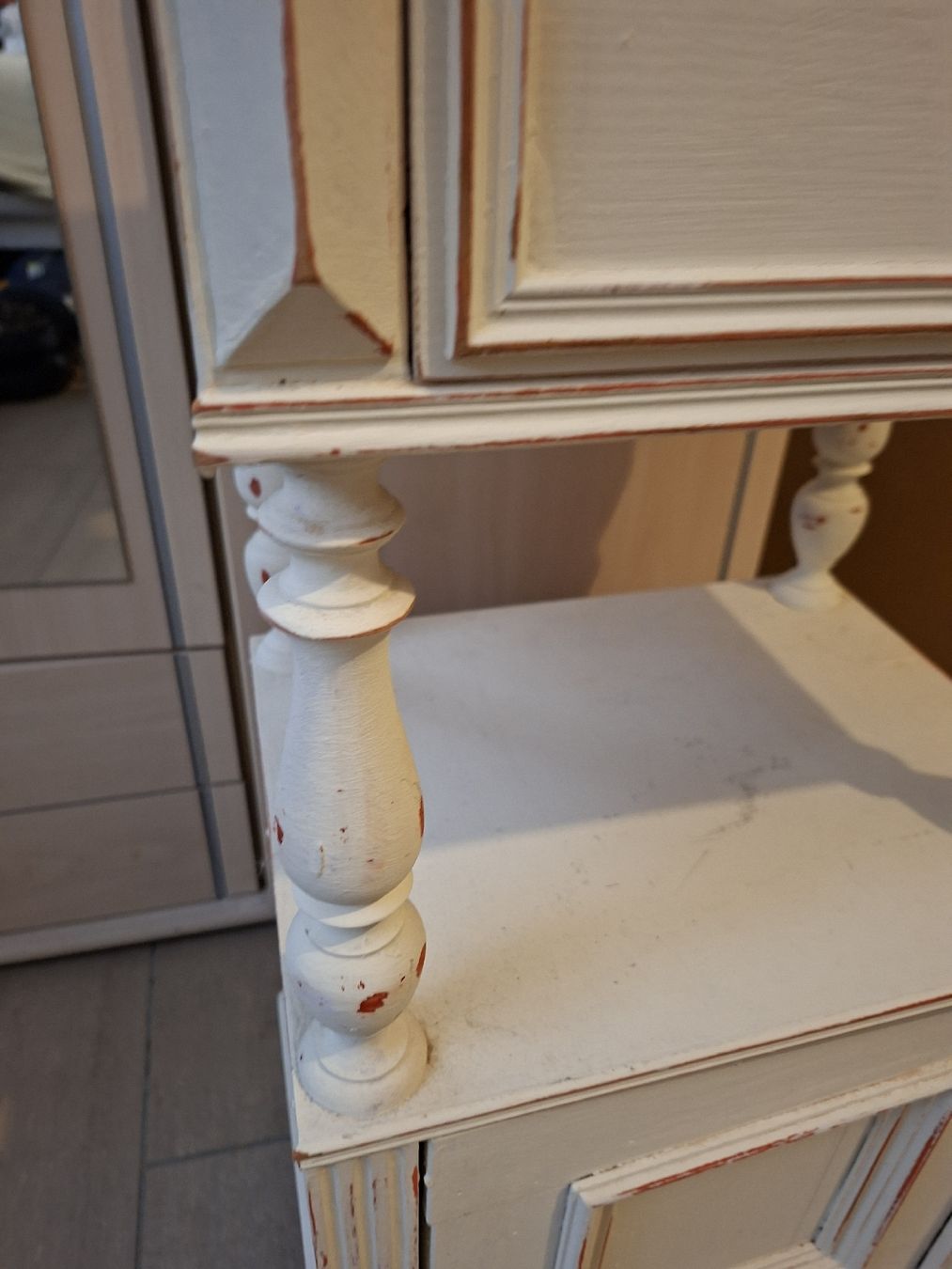 Tables de nuit: shabby Nachttisch Landhaus – D'occasion à Meinisberg par MartinaM1972 5