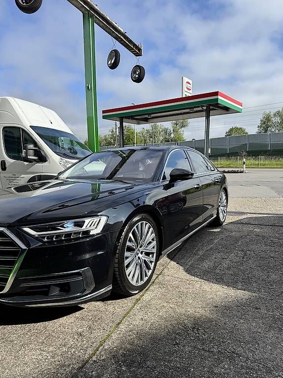 Audi Automobili: Gepflegter Audi A8 55 TFSI – Usato da Heerbrugg venduto da Elena2009 1