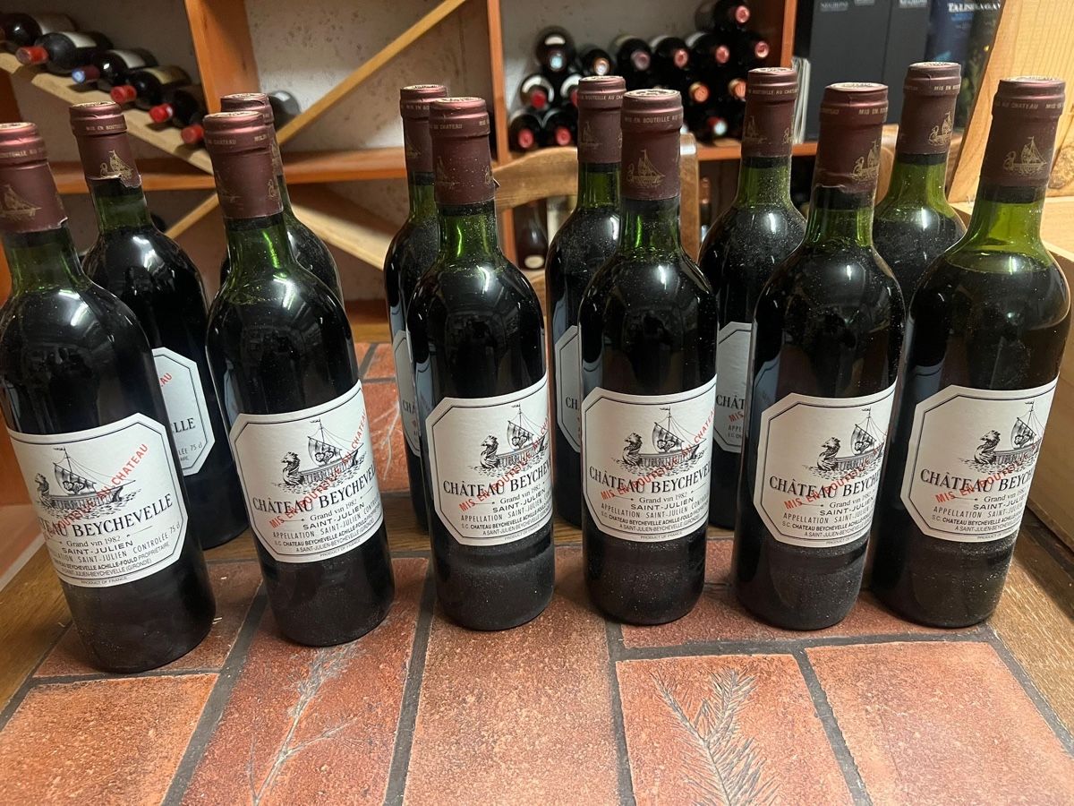 Vino: 12 x Beychevelle 1982 – Nuovo e nell'imballaggio originale da Yverdon-les-Bains venduto da MFWines 1