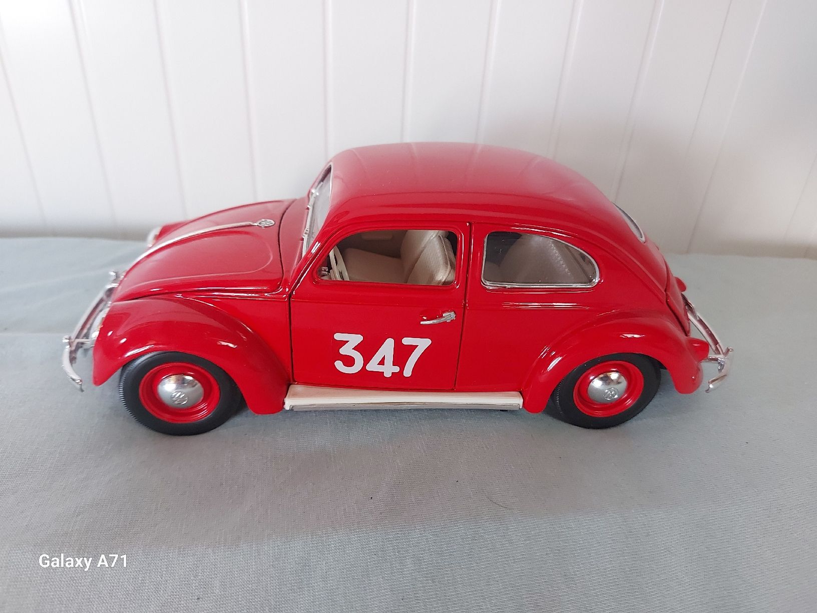 Volkswagen Modellautos: 3 VW Käfer 1:18 – Gebraucht aus Rumisberg von AaronRodgers81 3