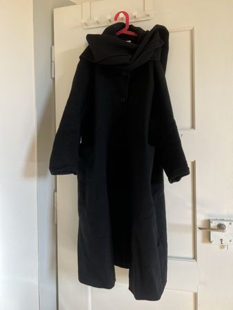 Damen Mantel Sandro schwarz 98 Prozent Wolle guter Zustand