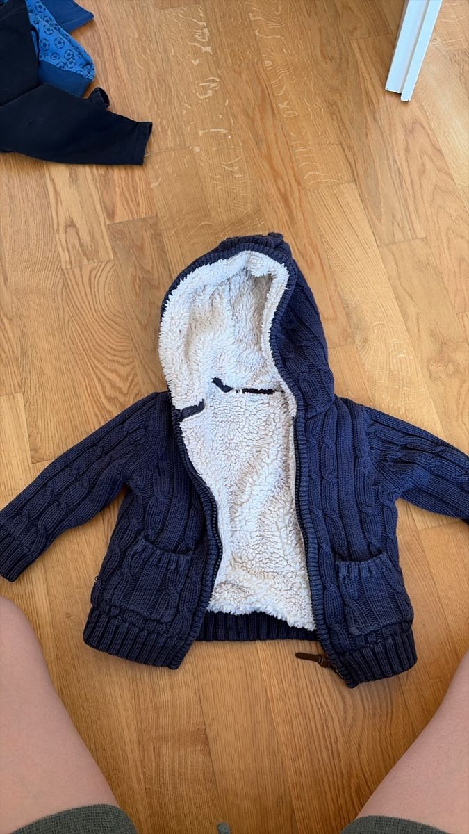 Jacken: Kuschlige Jacke gr 86 – Gebraucht aus Moosseedorf von ali_2c6z