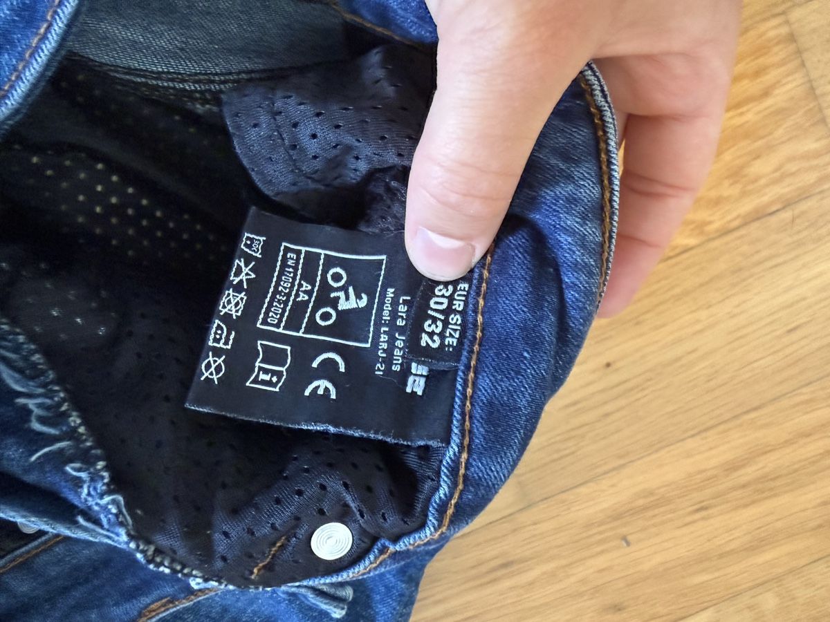Jeans: Course Damen Aramid Motorrad Jeans – Usato da Dietikon venduto da sof_rf8s 1
