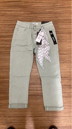 Damen Capri Hose mint Grösse M mit Band