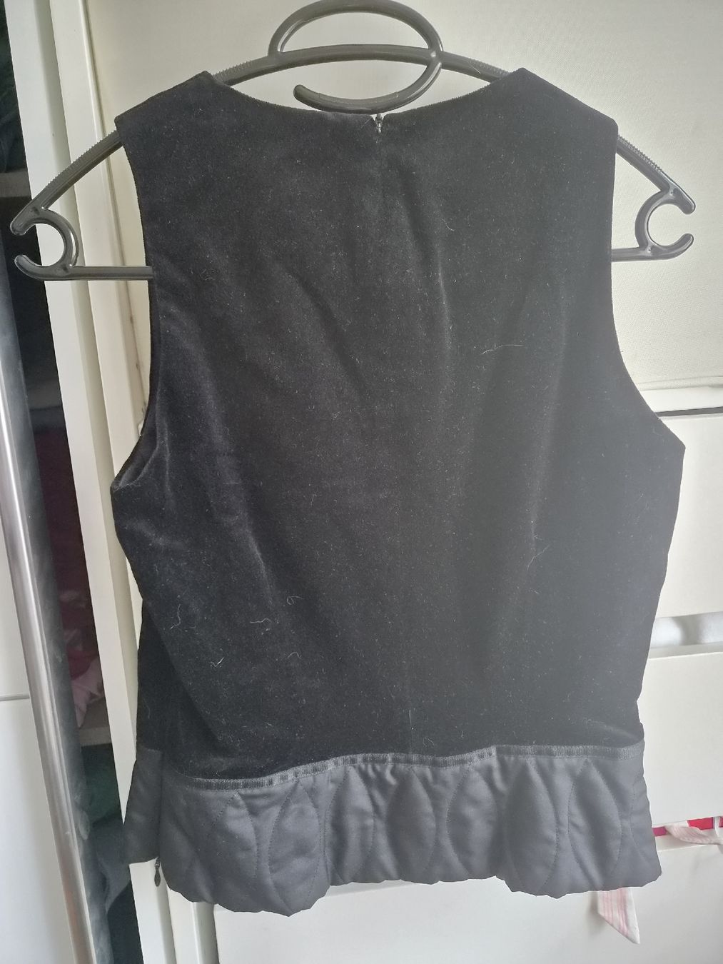 Hugo Boss Top: Hugo Boss Samttop Gr. 34 – Usato da Frenkendorf venduto da Moon111 2