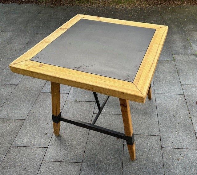 Tischset: Table with 3 chairs (2 sets available) – Gebraucht aus Dallenwil von ZD2019 1