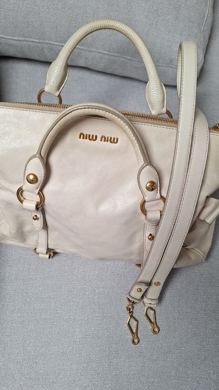 Miu Miu Borse da donna: MIU MIU Tasche – Usato da WOHLEN-AG venduto da Finnitasche2013
