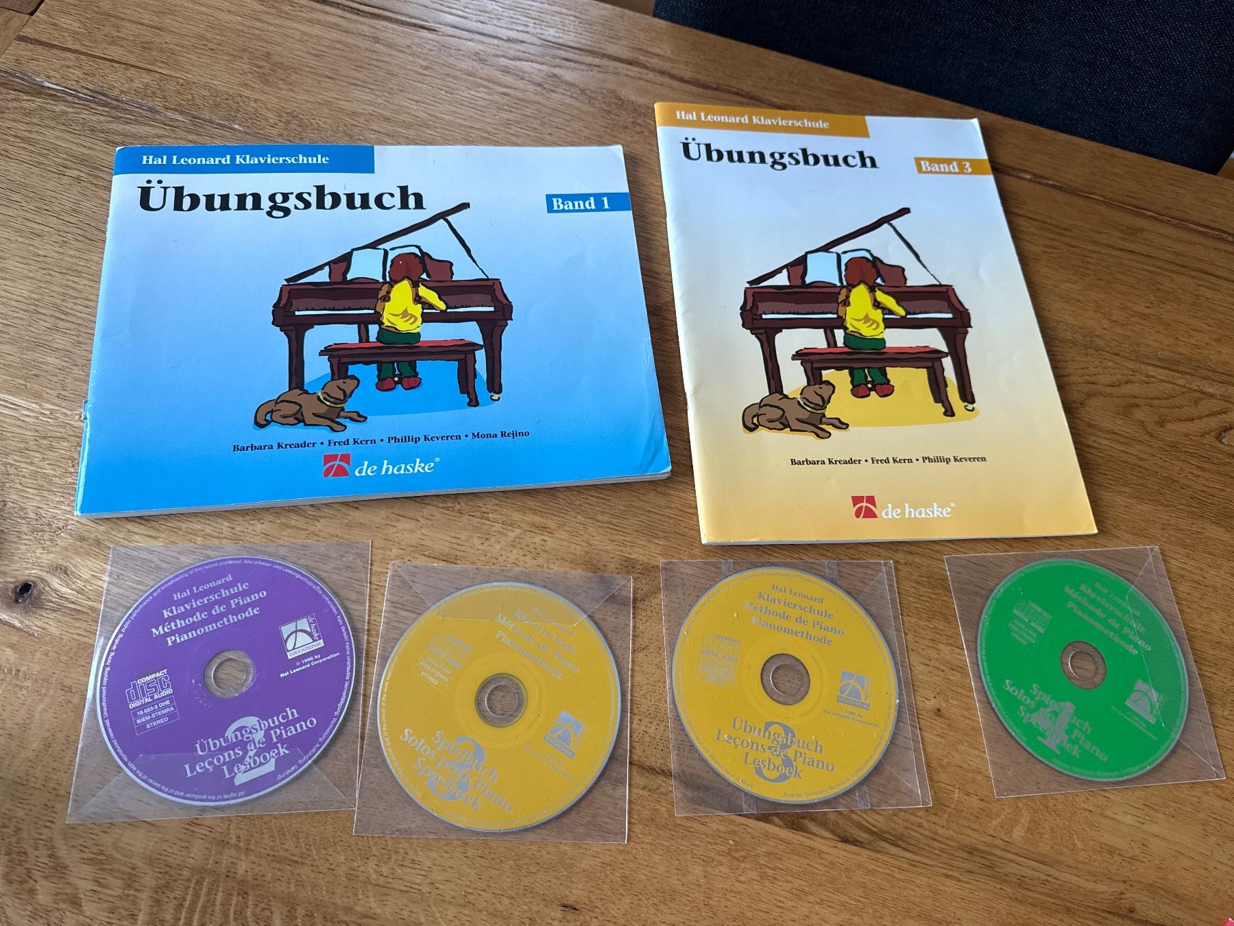 Libri: Hal Leonhard Klavierschule 2 Übungsbücher 4 CDs – Usato da Basel venduto da jetzt-wird-gemistet