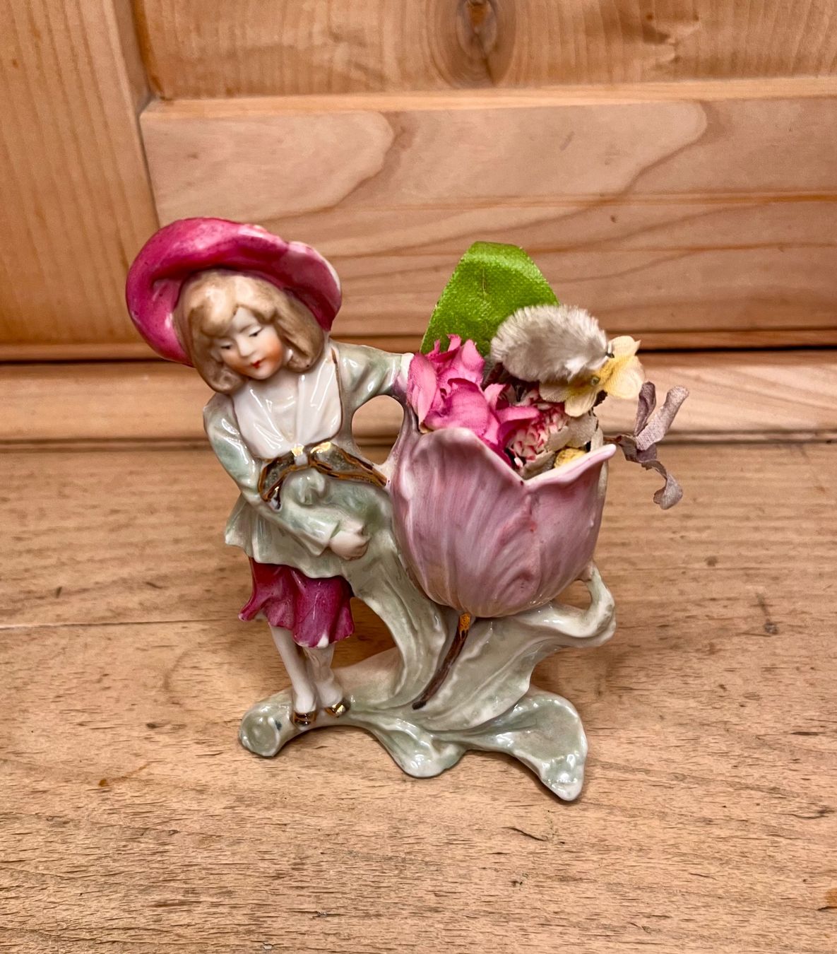 Statuette: Blumenmädchen, Porzellanfigur – Usato da Muotathal venduto da sch_h6cz