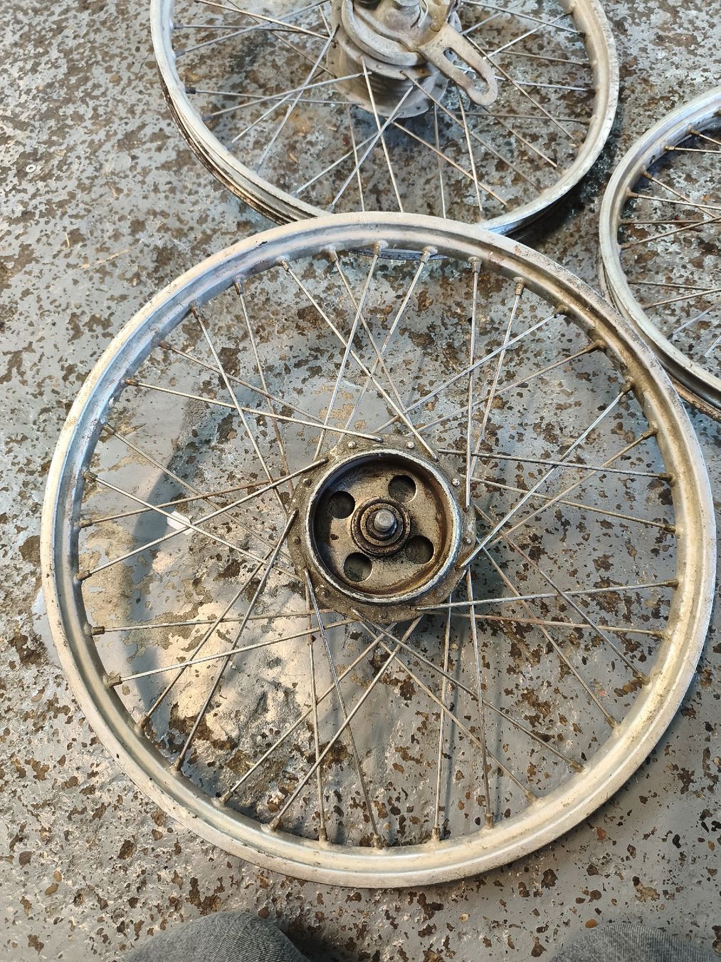 Puch Cerchioni: Vorderradfelgen 17" Puch / Sachs Weinmann – Difettoso da Münchwilen TG venduto da Denso33 1