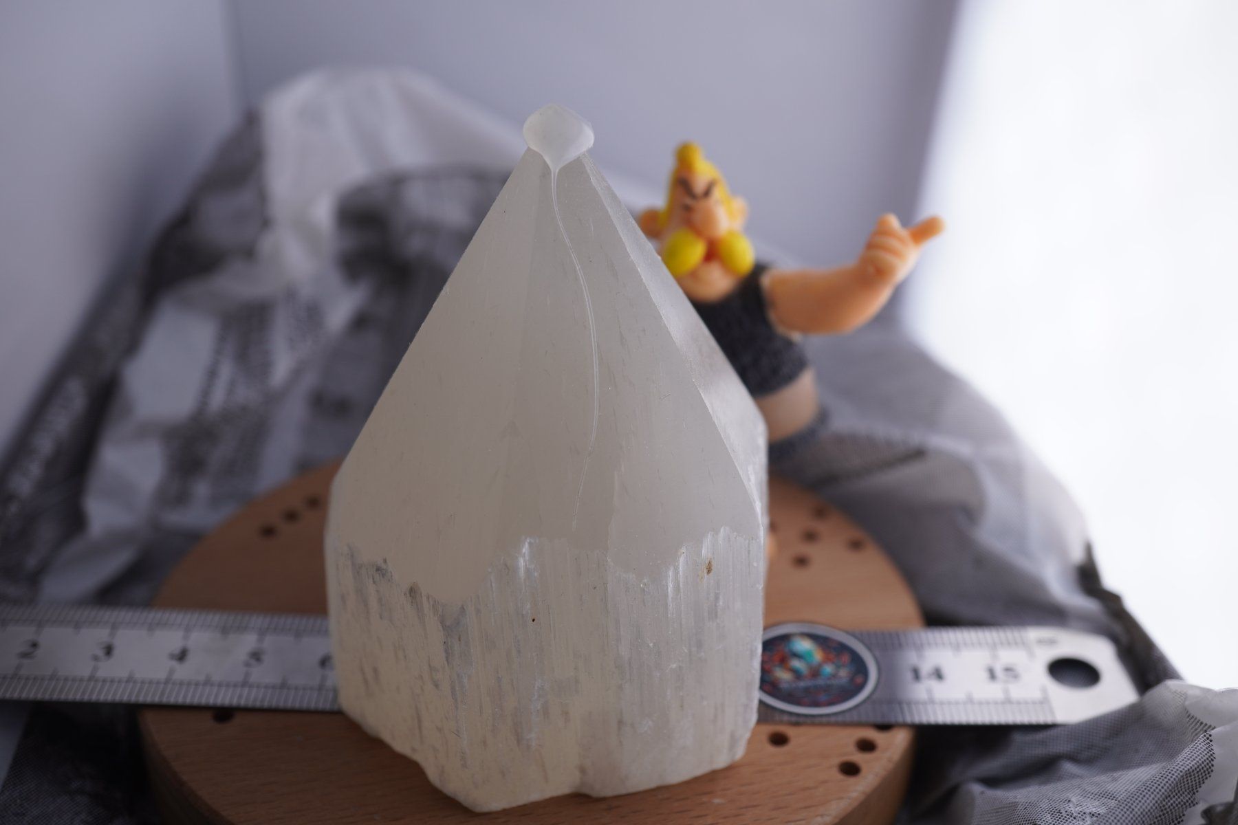 Mineralien & Heilsteine: Selenit Spitze       Weiss   80mm x 50mm – Neu und originalverpackt aus Eschenbach SG von topstone 3