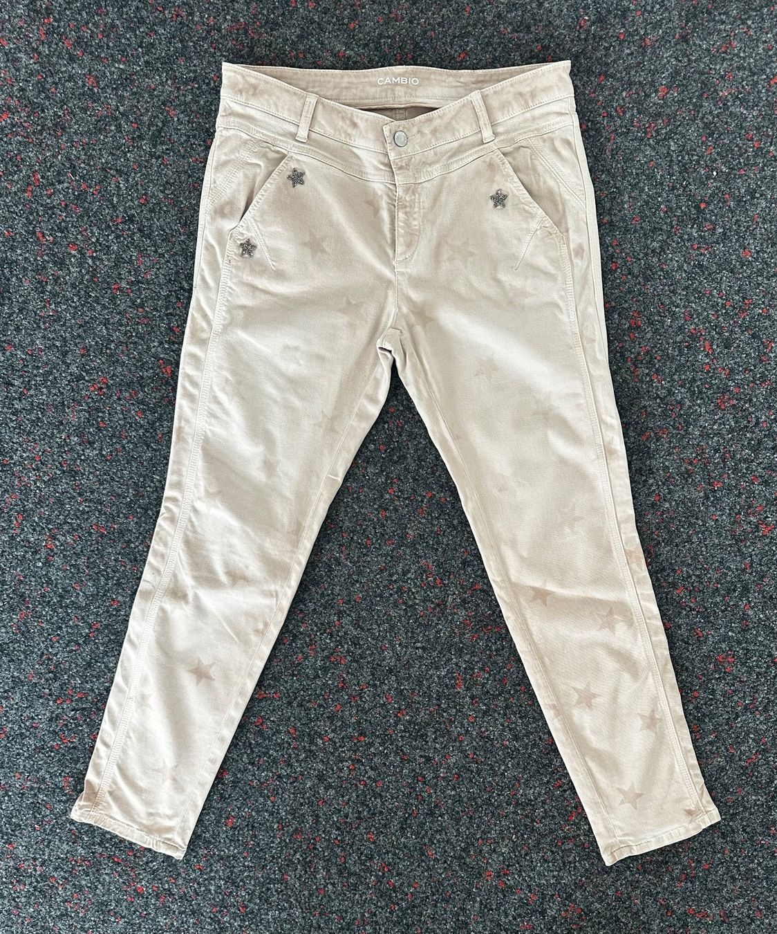 Cambio Pantaloni: Cambio Stoffhose Damen 42 – Usato da Liestal venduto da Ballybs 2