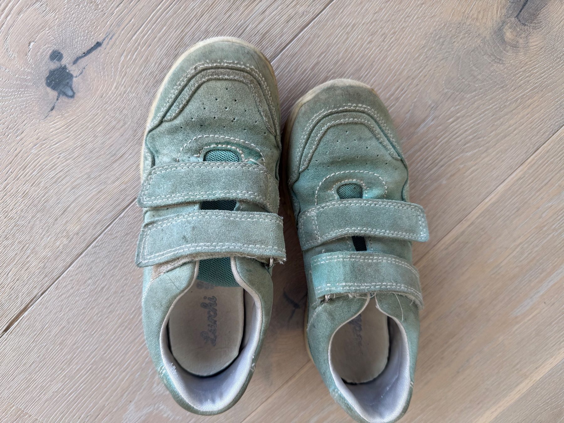 Scarpe per ragazze: Lurchi Sneaker Gr. 33 mit optischen Gebrauchsspuren – Usato da Eggenwil venduto da Lissi82 4