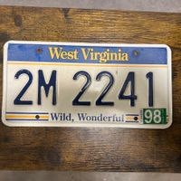 🇺🇸 U.S. Autoschild - West Virginia 2M 2241 - ORIGINAL
