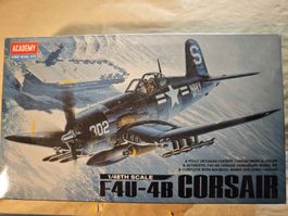 F4U-4B Corsair von Academy in 1/48