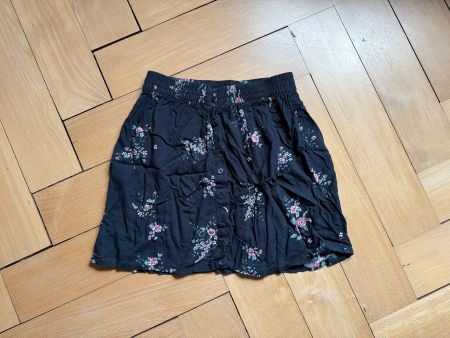 PULL&BEAR - Rock dunkelblau geblümt S