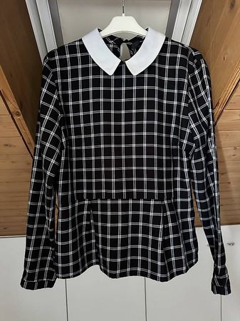 Bluse schwarz/weiss kartiert Gr. M