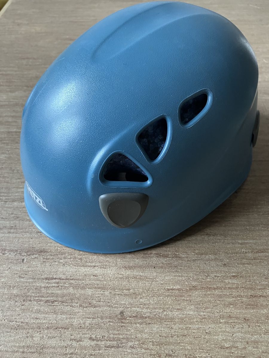 Petzl Caschi: KletterHelm – Usato da Kriens venduto da SueCardo