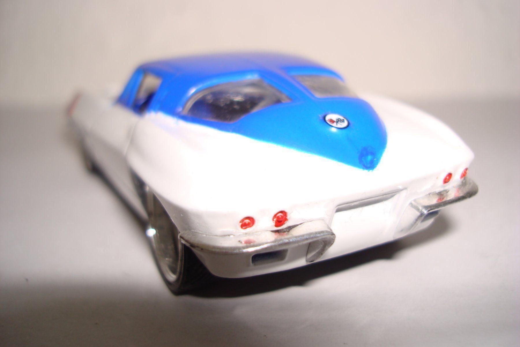 Hot Wheels Modellautos: Chevrolet Corvette C2 1:50 Hot Wheels – Gebraucht aus Diegten von isetta590 3