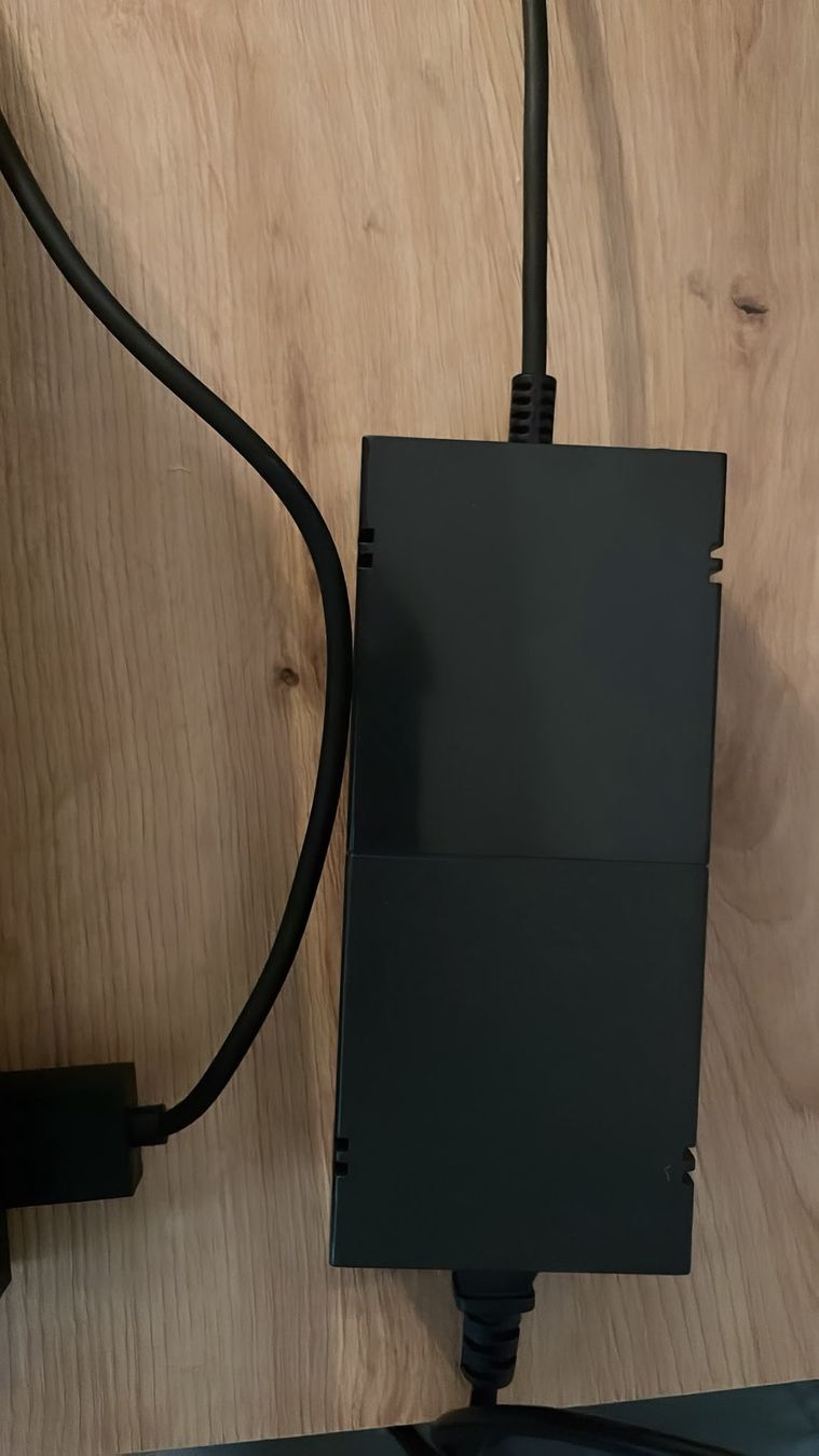 Console: PS4+xbox one+volant xbox/pc – Usato da Fribourg venduto da mal_8zjh 3
