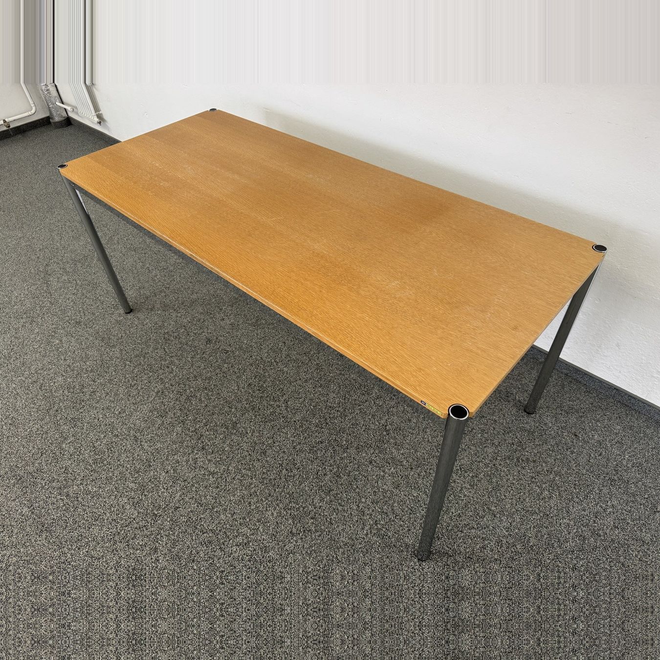 USM-Haller Classic Schreibtisch (Gebraucht) in Schönenwerd für CHF 25 ...