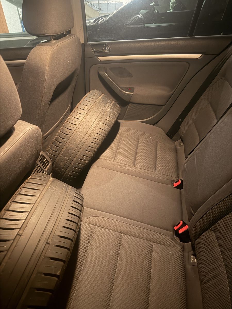 VW Autos: Vw golf 2.0TDI 4x4 – Gebraucht aus Wattwil von arl_v2ff 7