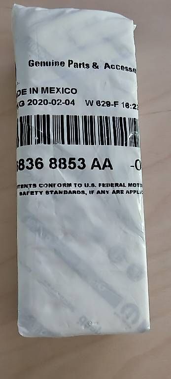 Tutti pezzi di ricambio auto: Fusible Jeep Wrangler JLU 68368853AA – Usato da Versoix venduto da C0sm0p0l1t4n 1