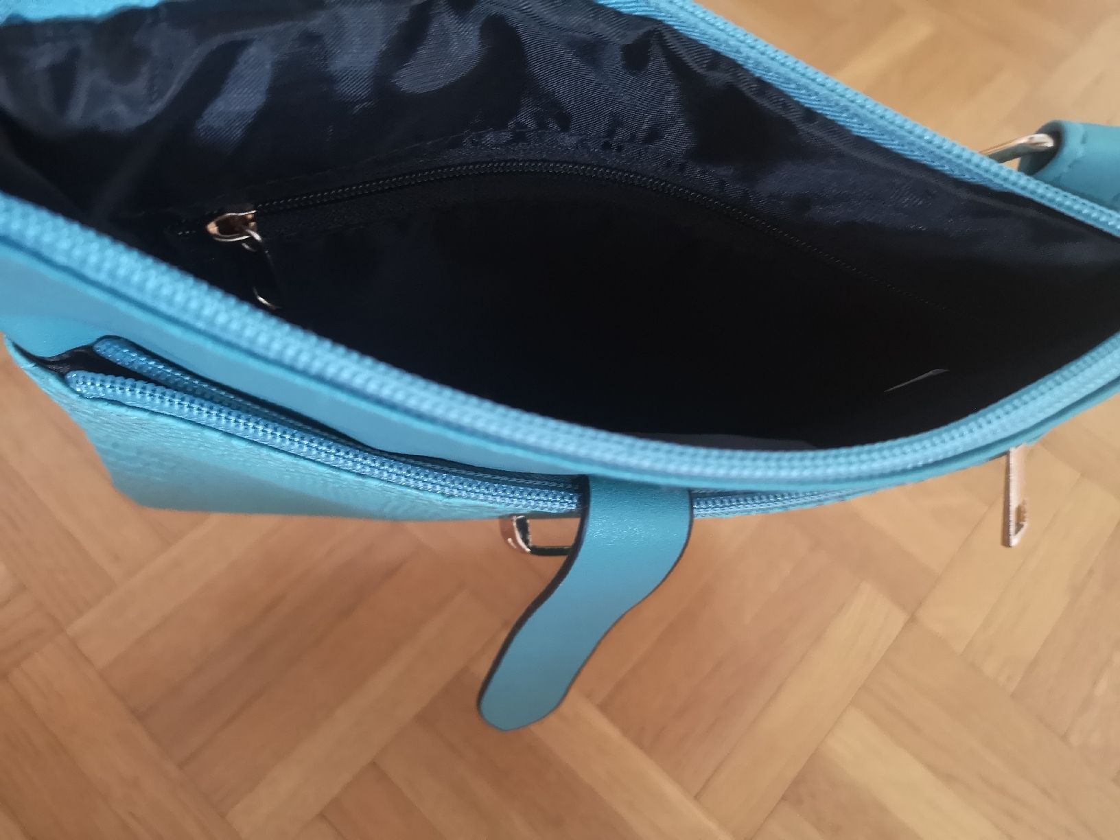 Taschen für Damen: 2Tasche – Neu (gemäss Beschreibung) aus Dietikon von aro_mr6l 1