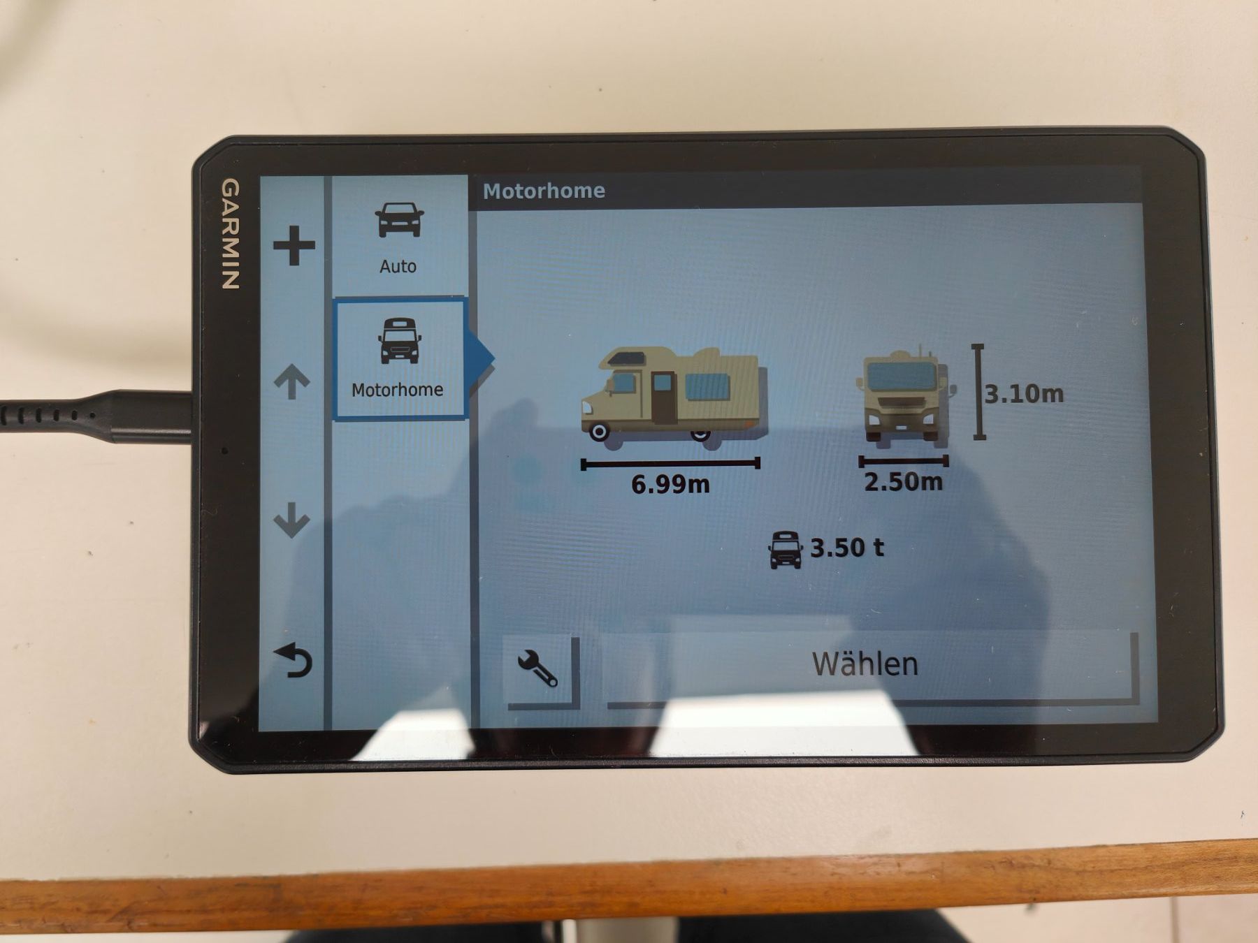 Garmin Navigatori: Garmin Camper 890 – Usato da Tuggen venduto da Skip13 1