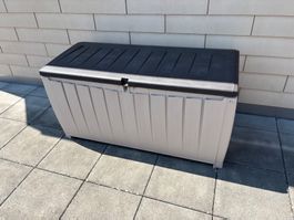 Keter Novel Deluxe Terrassen-/Garten-Box, 340 l
